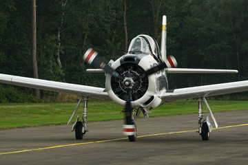 Fototapeta na wymiar Classic propeller aircraft