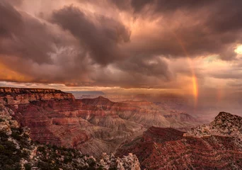 Photo sur Plexiglas Parc national du Cap Le Grand, Australie occidentale Les nuages d& 39 orage, l& 39 arc-en-ciel et la chaleur du soleil au coucher du soleil se sont réunis pour créer cette scène spectaculaire au point de vue de Cape Royal sur la rive nord du parc national du Grand Canyon en Arizona