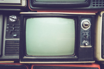 Retro old television in vintage color tone effect style. retro technology.