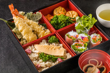 行楽弁当　 Food of good holiday making lunch box
