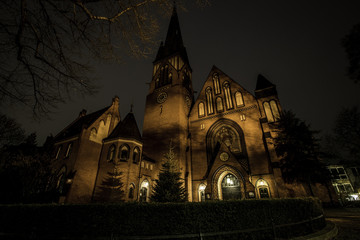 Auenkirche in Berlin bei Nacht