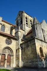 Fototapeta na wymiar Entrée de la nef, Eglise d'Auvers sur Oise, France