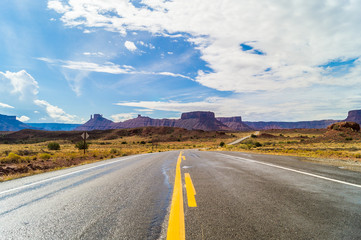 The  Upper Colorado River Scenic Byway (State Route 128),Utah,USA