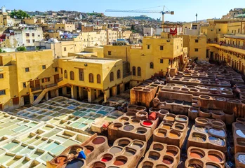 Foto auf Acrylglas Leather dying in a traditional tannery in Fes, Morocco © pwollinga