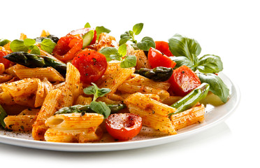 Pasta with meat, tomato sauce and vegetables 