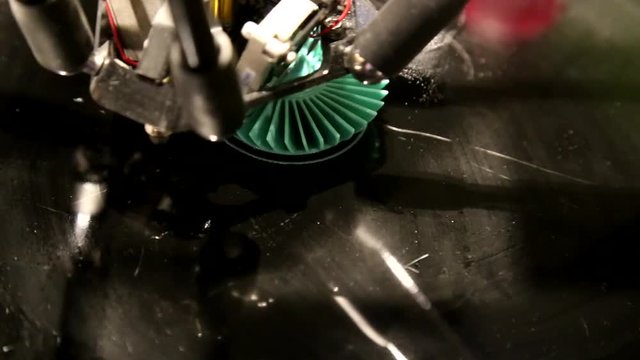 3D printer printing model objects using additive process technology