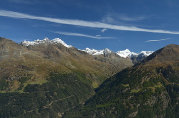 Fototapeta na wymiar Alpine panorama, Sölden, Ötztal in Tirol, Austria 