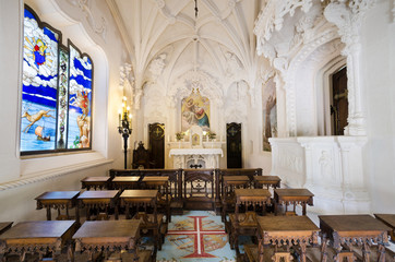 Interior of the chapel in quinta da regaleira Park, Sintra, Portugal. - obrazy, fototapety, plakaty