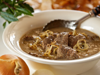 Onion meat sauce