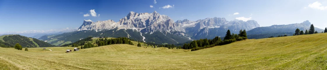 Fototapeten Panorama Berglandschaft in Südtirol © tech_studio
