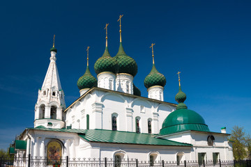 Fototapeta na wymiar Church of Spasa na Gorodu. Yaroslavl, Golden Ring of Russia.