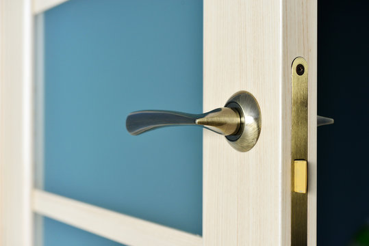 Modern style bronze door handle