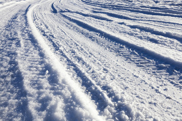 muddy road, winter