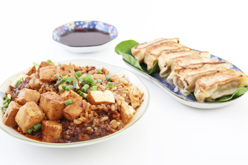 美味しいマーボ豆腐と餃子