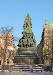 Fototapeta na wymiar The monument to the Queen Ekaterina.