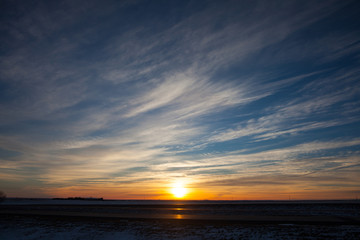 Obraz premium Sunset blue sky with clouds, in South Dakota, USA