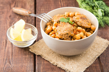 chickpeas with meat with vegetables and greens