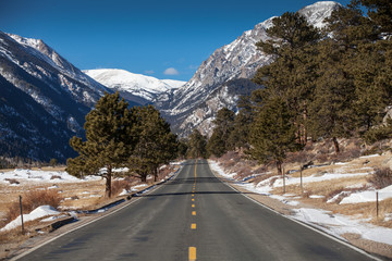 Road in the Rocky Mountain National Park in winter, USA