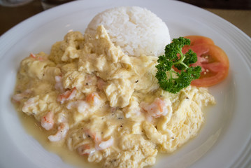 Scrambled Egg With Shrimp and rice