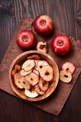 Baked apples chips