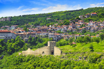 Fototapeta na wymiar A beautiful view of the fortress of Veliko Tarnovo, Bulgaria on a sunny summer day