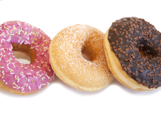 Beignets donuts glacés colorés