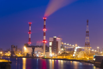 Obraz na płótnie Canvas power plant on ecological fuels, biomass, biofuels at night