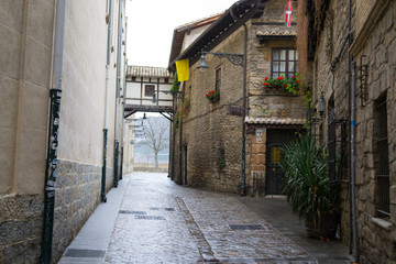 Overpass in Pamplona old town