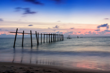 Fototapeta premium Old bridge in the sea