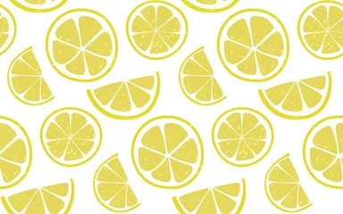 Tapeten Zitronen Zitronenmuster mit runden und halben Scheiben auf weißem Hintergrund. Nahtloser Hintergrund des frischen Sommers.