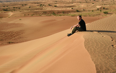 Fototapeta na wymiar wandern in der Wüste