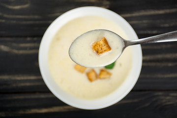 Cheese soup with white bread