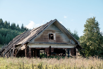Fototapeta na wymiar Abandoned old house in village