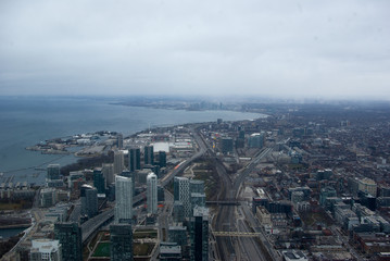 Fototapeta premium Sicht von oben auf Gebäude von Toronto