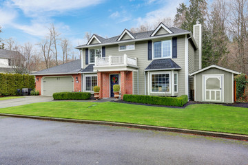 Exterior of American Colonial style home