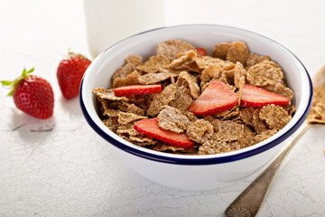 Multigrain healthy cereals with fresh berry