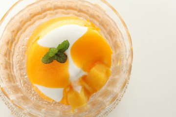 Mango sherbet and ice cream