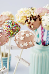 Cake pops cookies