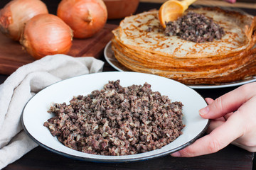 Stuffing for the pancakes of offal, light, horizontal