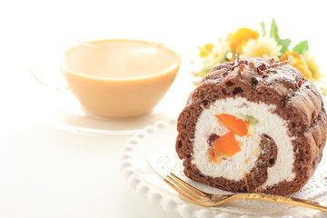 swiss roll and milk tea