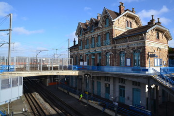 Fototapeta na wymiar Gare Épinay-sur-Seine 