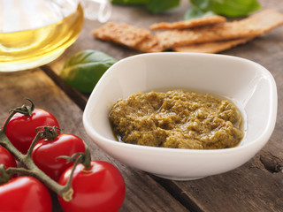 Pesto verde, Italian food