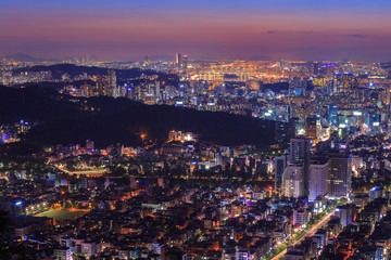 Fototapeta premium Seoul city in twilight, South Korea.