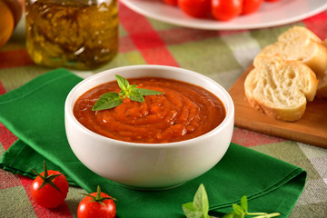 Tomatoes sauce