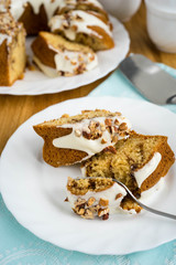 Cinnamon sour cream cake