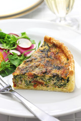 homemade spinach bacon quiche, florentine quiche, french food

