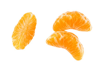 Peeled mandarin segments