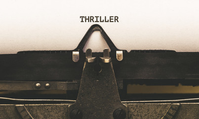 Thriller, Text on paper in vintage type writer from 1920s - obrazy, fototapety, plakaty
