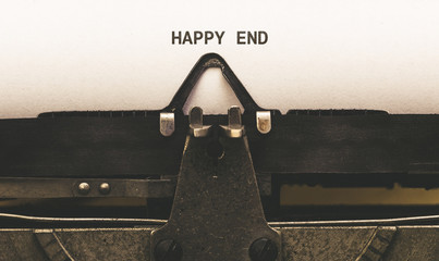 Happy End, Text on paper in vintage type writer from 1920s - obrazy, fototapety, plakaty