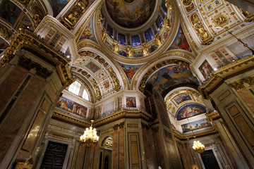 Fototapeta na wymiar The interior of St. Isaac's Cathedral.